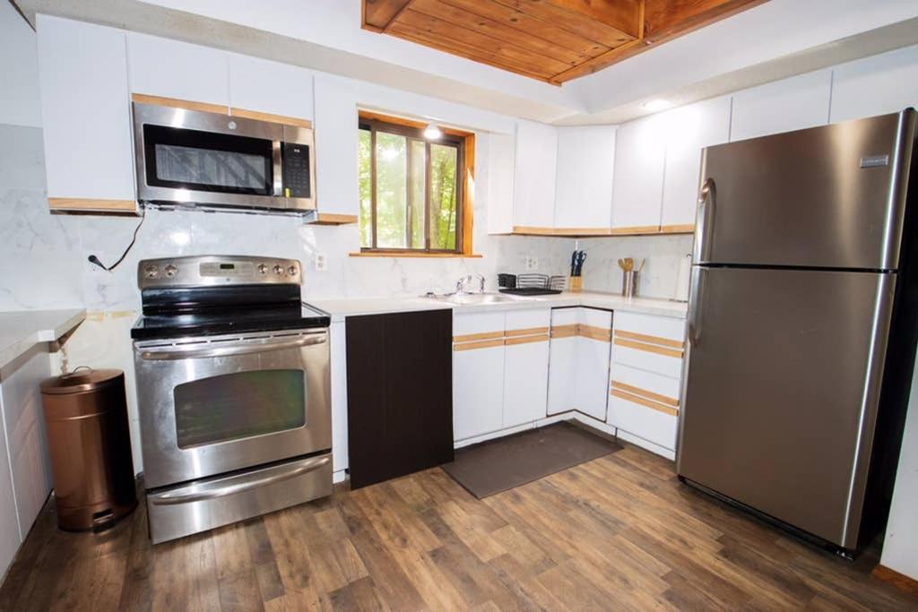 Entire 3 Bedroom Adventure Chalet, Near The Best Of The Poconos Іст-Страудсберг Екстер'єр фото