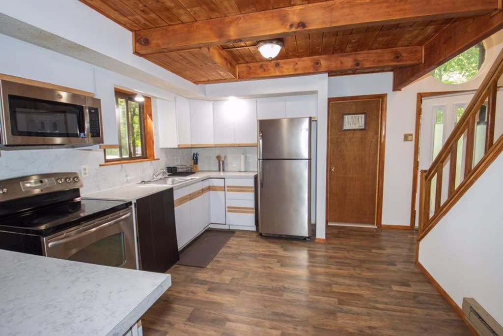 Entire 3 Bedroom Adventure Chalet, Near The Best Of The Poconos Іст-Страудсберг Екстер'єр фото